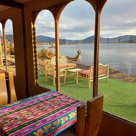 Uros Aruma-Uro On Uros Floating Islands Hotel Puno Buitenkant foto