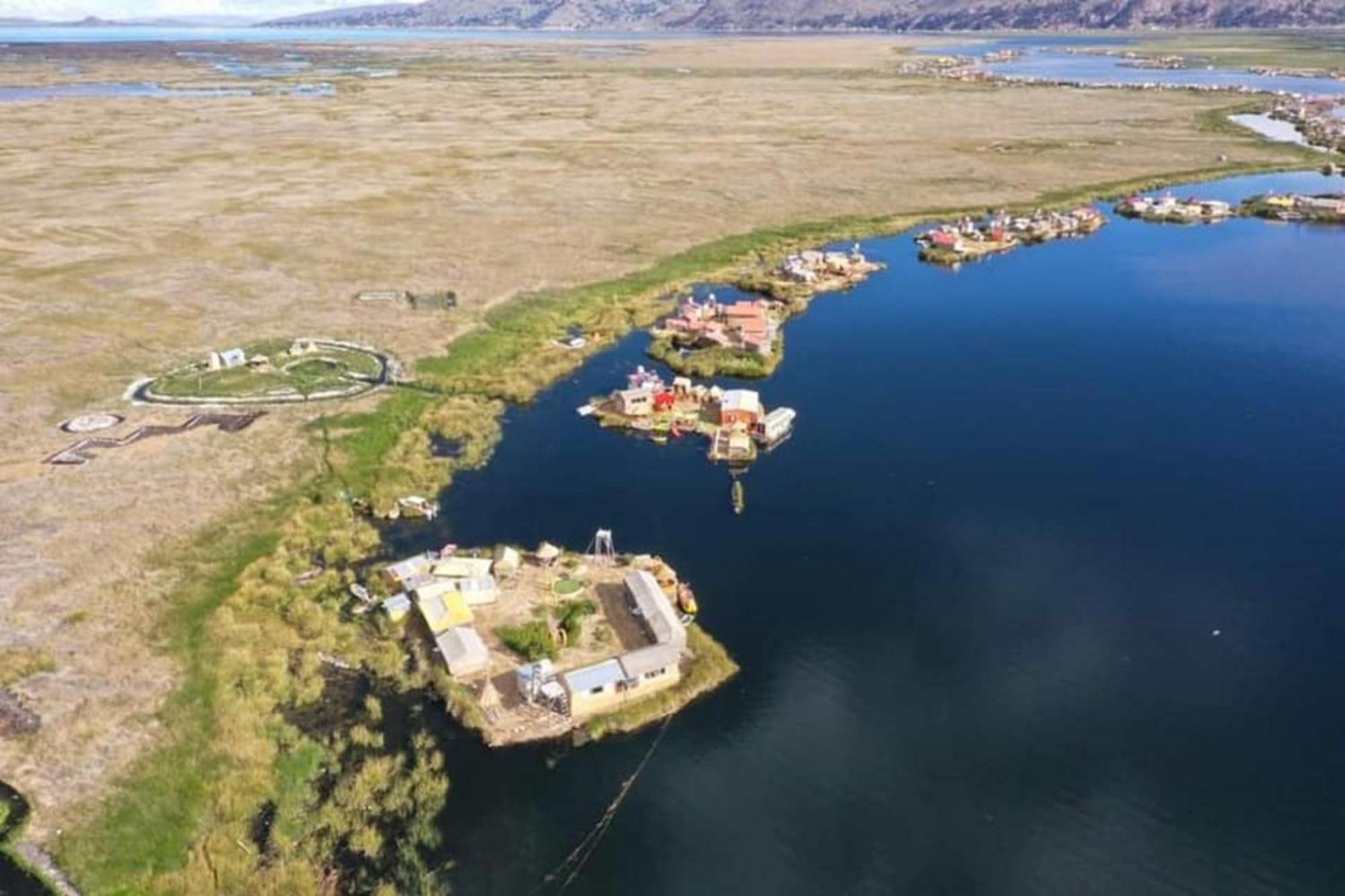 Uros Aruma-Uro On Uros Floating Islands Hotel Puno Buitenkant foto